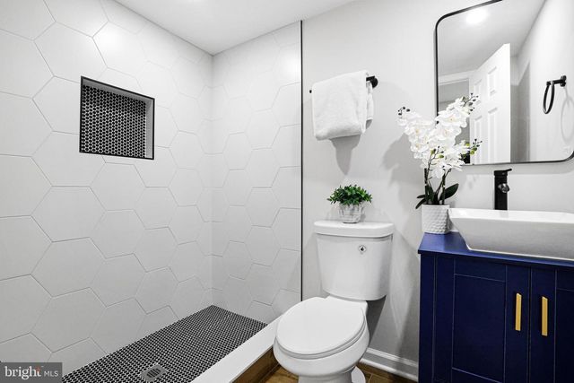 4305 GARRETT PARK RD, Silver Spring, MD 20906