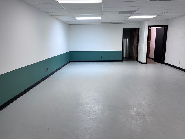 4756 East State Street, Rockford, IL 61108