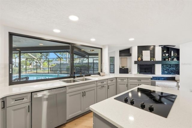2700 SEDGEFIELD COURT E, Clearwater, FL 33761