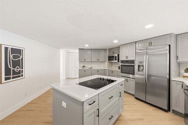 2700 SEDGEFIELD COURT E, Clearwater, FL 33761