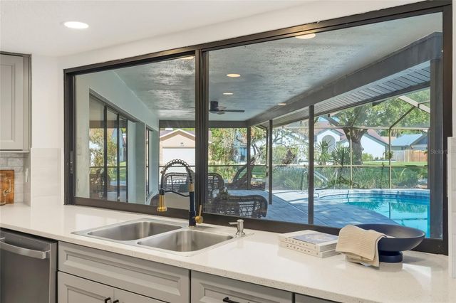 2700 SEDGEFIELD COURT E, Clearwater, FL 33761