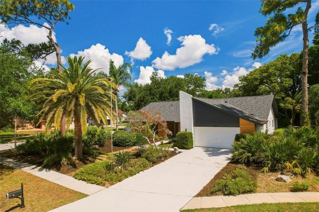 2700 SEDGEFIELD COURT E, Clearwater, FL 33761
