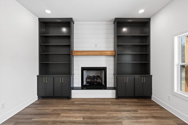 506 Morgan Dr, Smithville, TN 37166