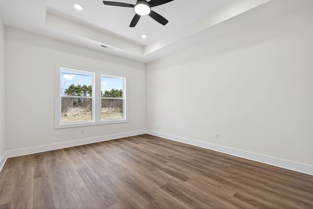 506 Morgan Dr, Smithville, TN 37166