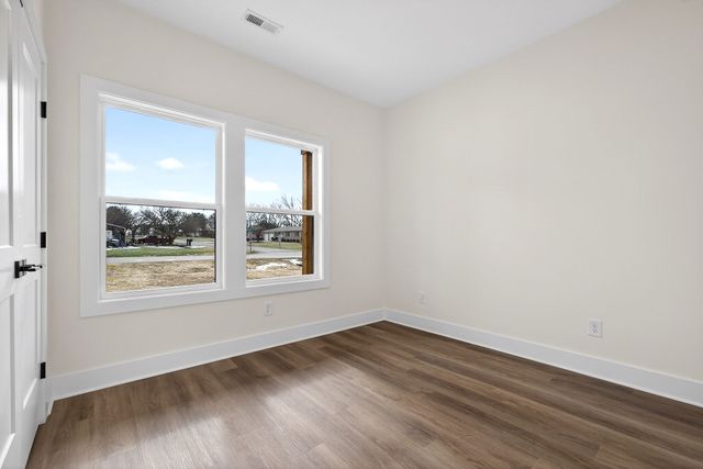 506 Morgan Dr, Smithville, TN 37166