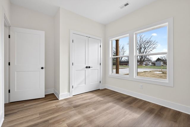 506 Morgan Dr, Smithville, TN 37166