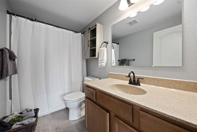 100 Grandview Court 100, Iowa City, IA 52246