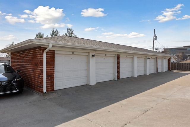 100 Grandview Court 100, Iowa City, IA 52246