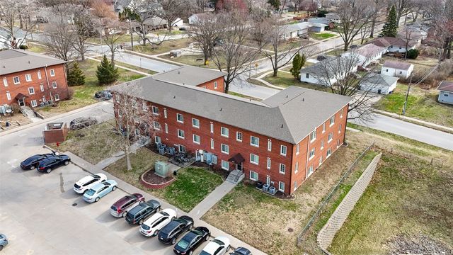 100 Grandview Court 100, Iowa City, IA 52246