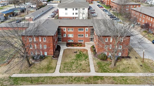 100 Grandview Court 100, Iowa City, IA 52246