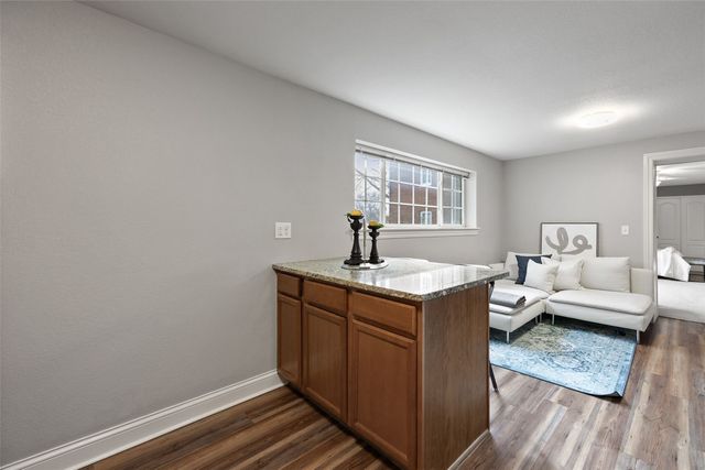 100 Grandview Court 100, Iowa City, IA 52246