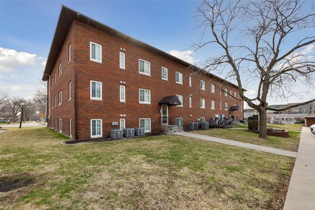 100 Grandview Court 100, Iowa City, IA 52246