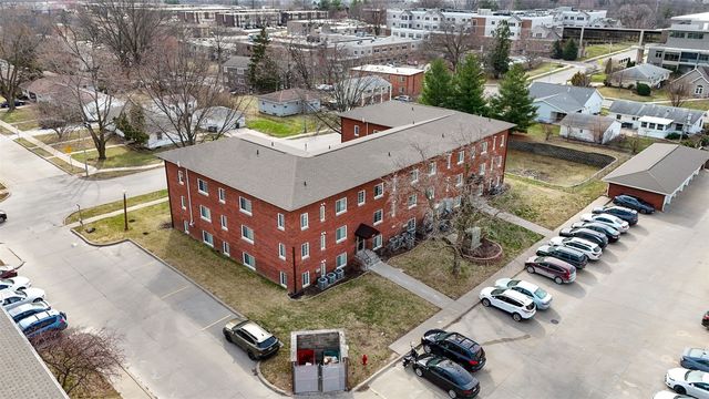 100 Grandview Court 100, Iowa City, IA 52246