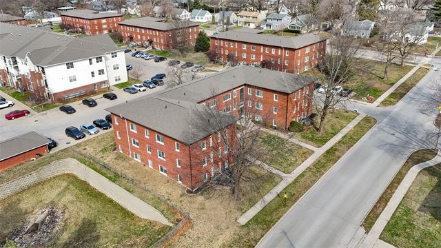 100 Grandview Court 100, Iowa City, IA 52246