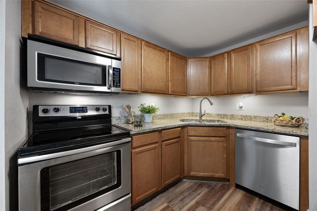 100 Grandview Court 100, Iowa City, IA 52246