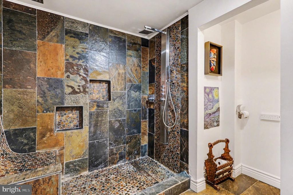 Image 17 of property listing at 2309 MANOR GATE TER, Upper Marlboro, MD 20774