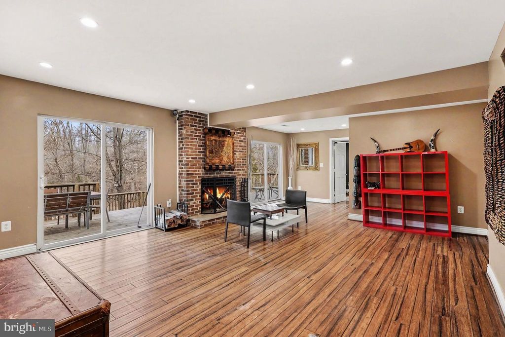 Image 3 of property listing at 2309 MANOR GATE TER, Upper Marlboro, MD 20774