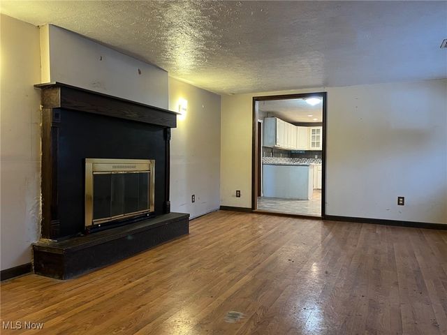 632 Edmond Avenue, Streetsboro, OH 44241