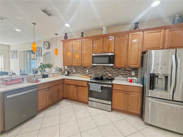 2056 CLAPPER TRAIL, Apopka, FL 32703