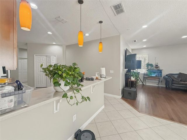 2056 CLAPPER TRAIL, Apopka, FL 32703