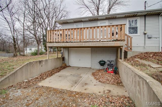 602 N Walnut Street, Bethalto, IL 62010