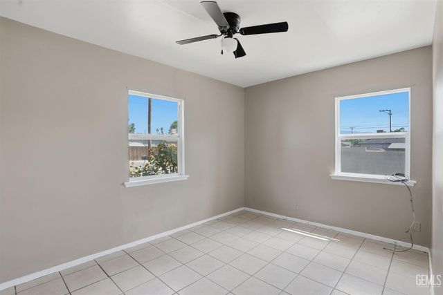 4609 Center, Bakersfield, CA 93306