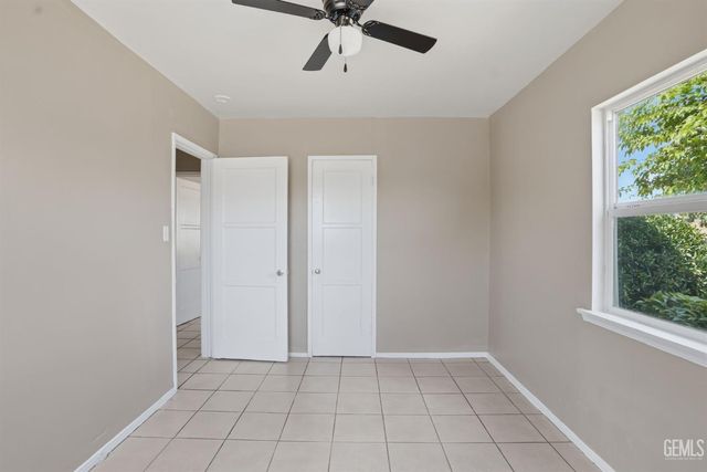 4609 Center, Bakersfield, CA 93306