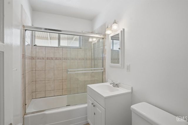 4609 Center, Bakersfield, CA 93306