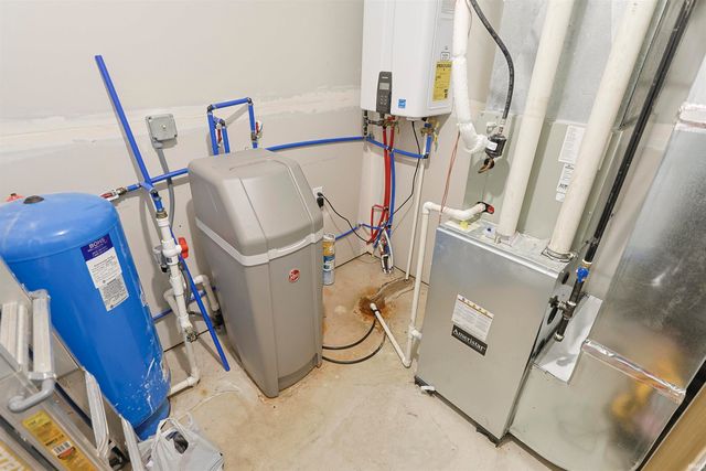 29710 Newcastle Drive, Elkhart, IN 46514