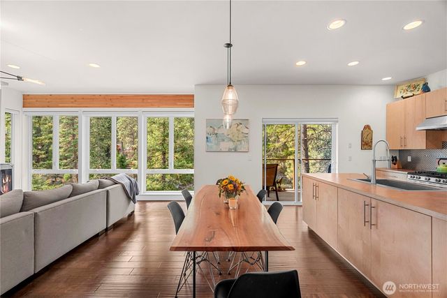 8970 Icicle Road, Leavenworth, WA 98826