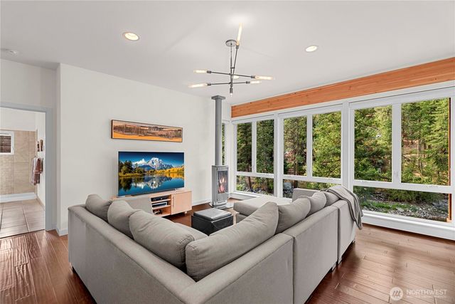 8970 Icicle Road, Leavenworth, WA 98826