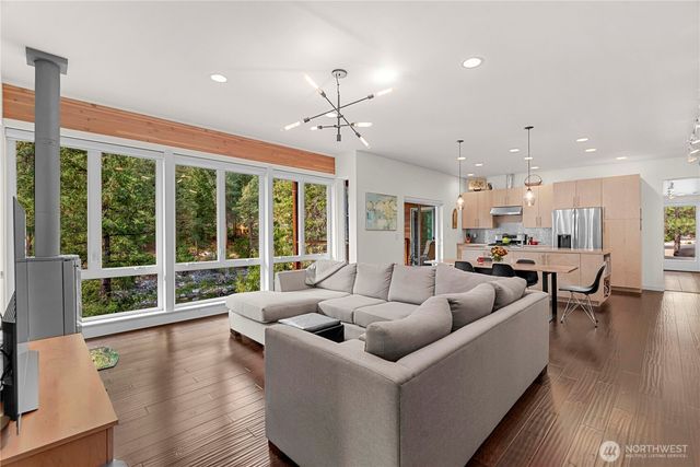 8970 Icicle Road, Leavenworth, WA 98826