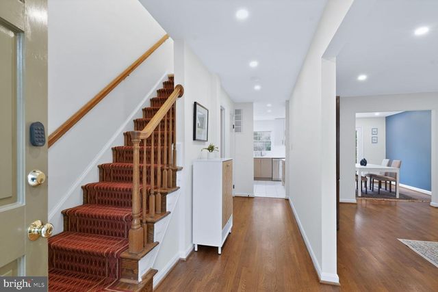 7024 ALICENT PL, Mclean, VA 22101