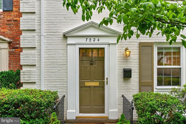 7024 ALICENT PL, Mclean, VA 22101