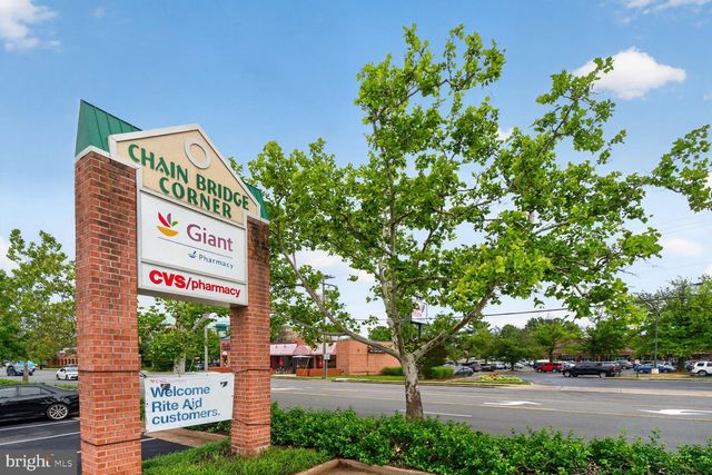 7024 ALICENT PL, Mclean, VA 22101
