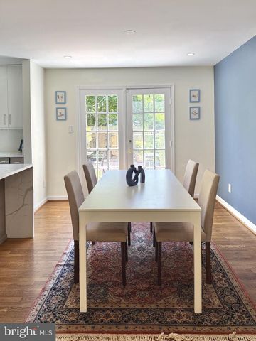 7024 ALICENT PL, Mclean, VA 22101