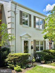 7024 ALICENT PL, Mclean, VA 22101