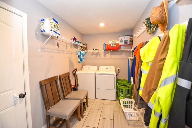 519 N Elm Avenue, Clever, MO 65631