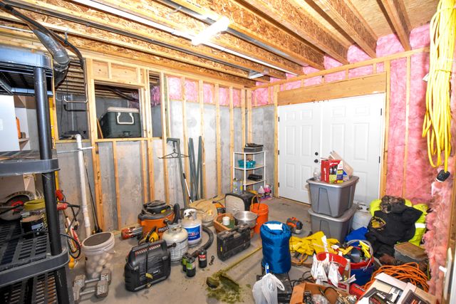 519 N Elm Avenue, Clever, MO 65631