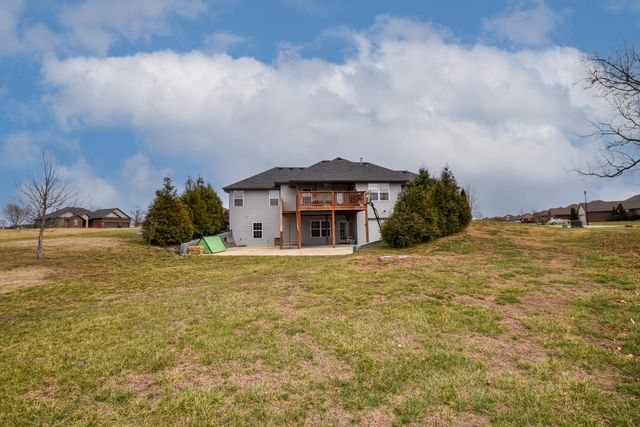 519 N Elm Avenue, Clever, MO 65631