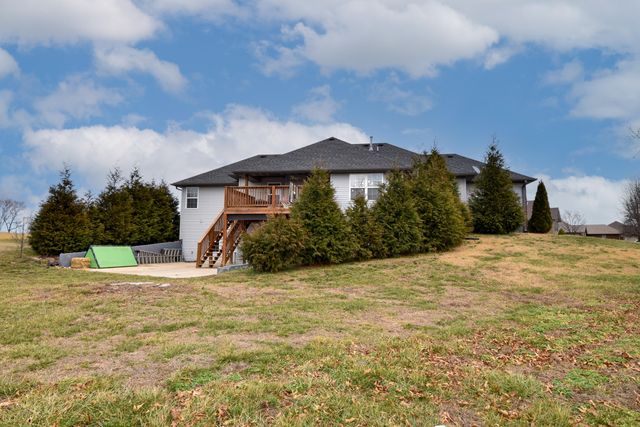 519 N Elm Avenue, Clever, MO 65631