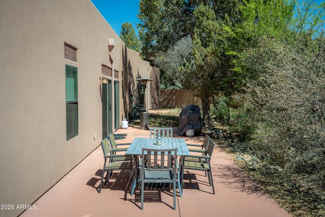 33 Monterey Circle, Sedona, AZ 86351