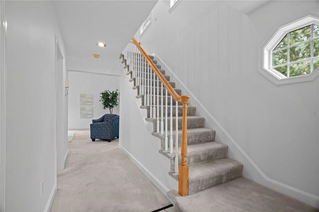 510 Corey Lane, Middletown, RI 02842