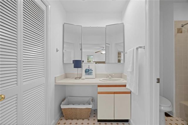 510 Corey Lane, Middletown, RI 02842