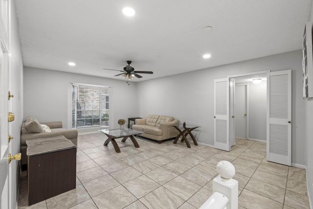 7900 Westheimer Road 241, Houston, TX 77063