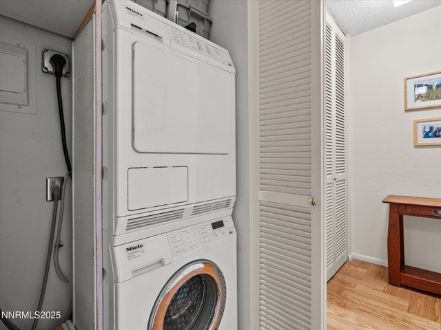 100 N Arlington Avenue UNIT 20J, Reno, NV 89501