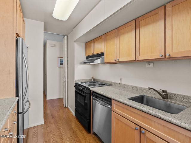 100 N Arlington Avenue UNIT 20J, Reno, NV 89501