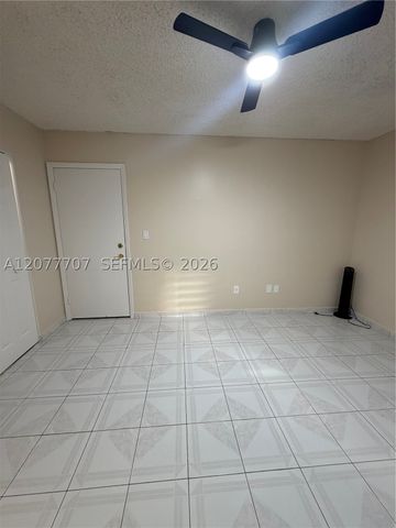 2658 W 74th Ter, Hialeah, FL 33016