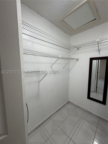 2658 W 74th Ter, Hialeah, FL 33016
