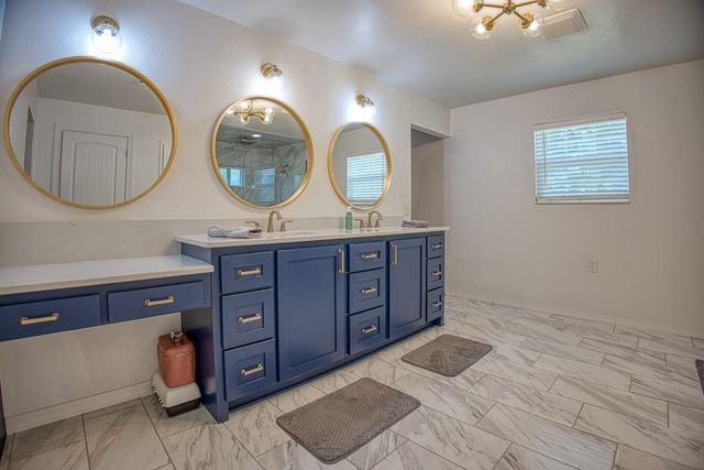 20723 N 2800 Road, Kingfisher, OK 73750